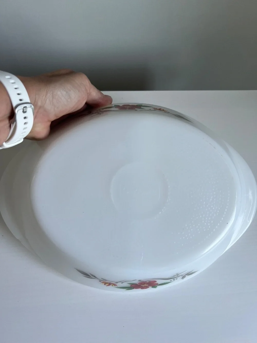 Vintage Glassbake milk glass divided casserole dish J2352.